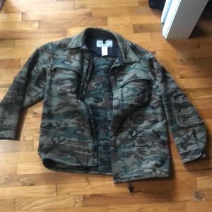 King of the Mountain 100% wool jacket. Me s size Large. Camo. Great Condition!
